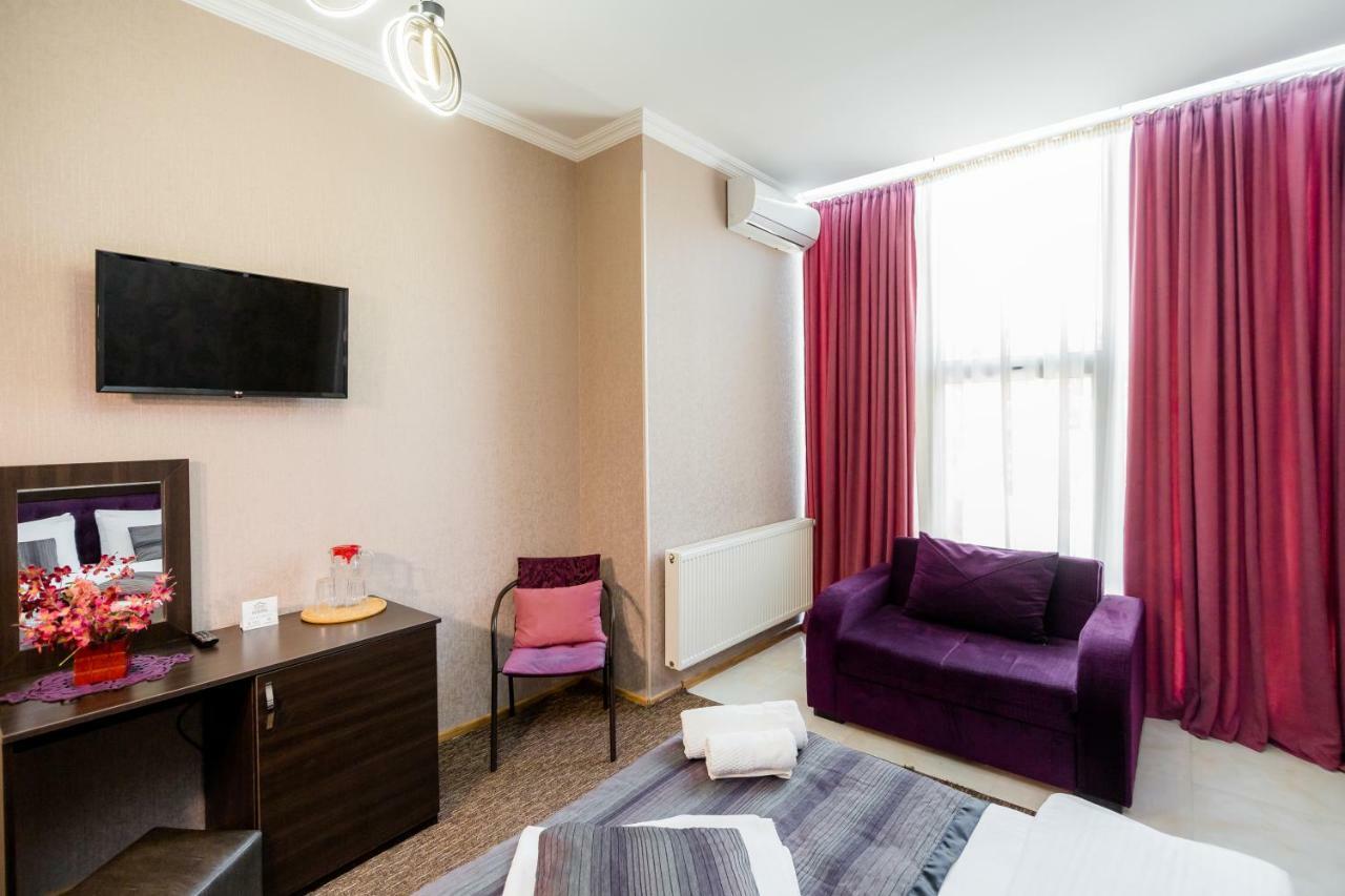 Hotel Makona Тбилиси Екстериор снимка