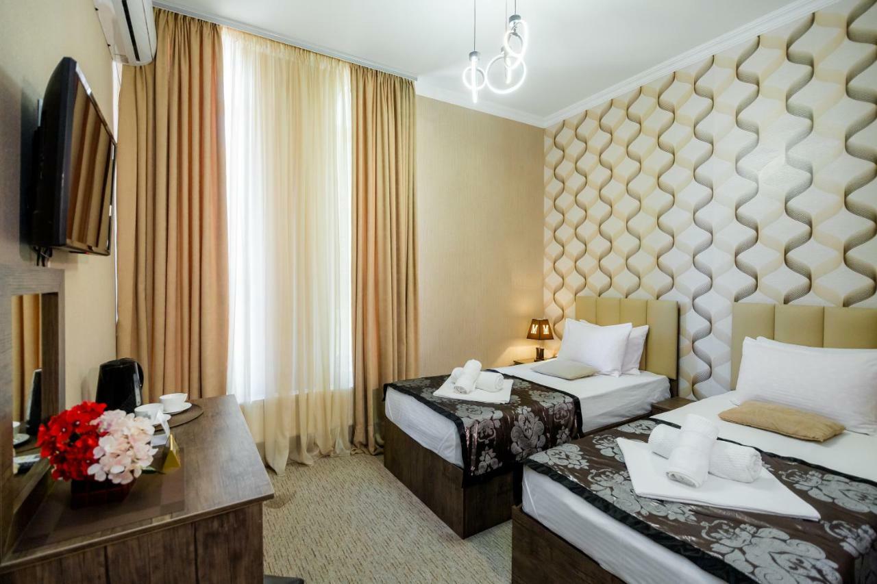 Hotel Makona Тбилиси Екстериор снимка