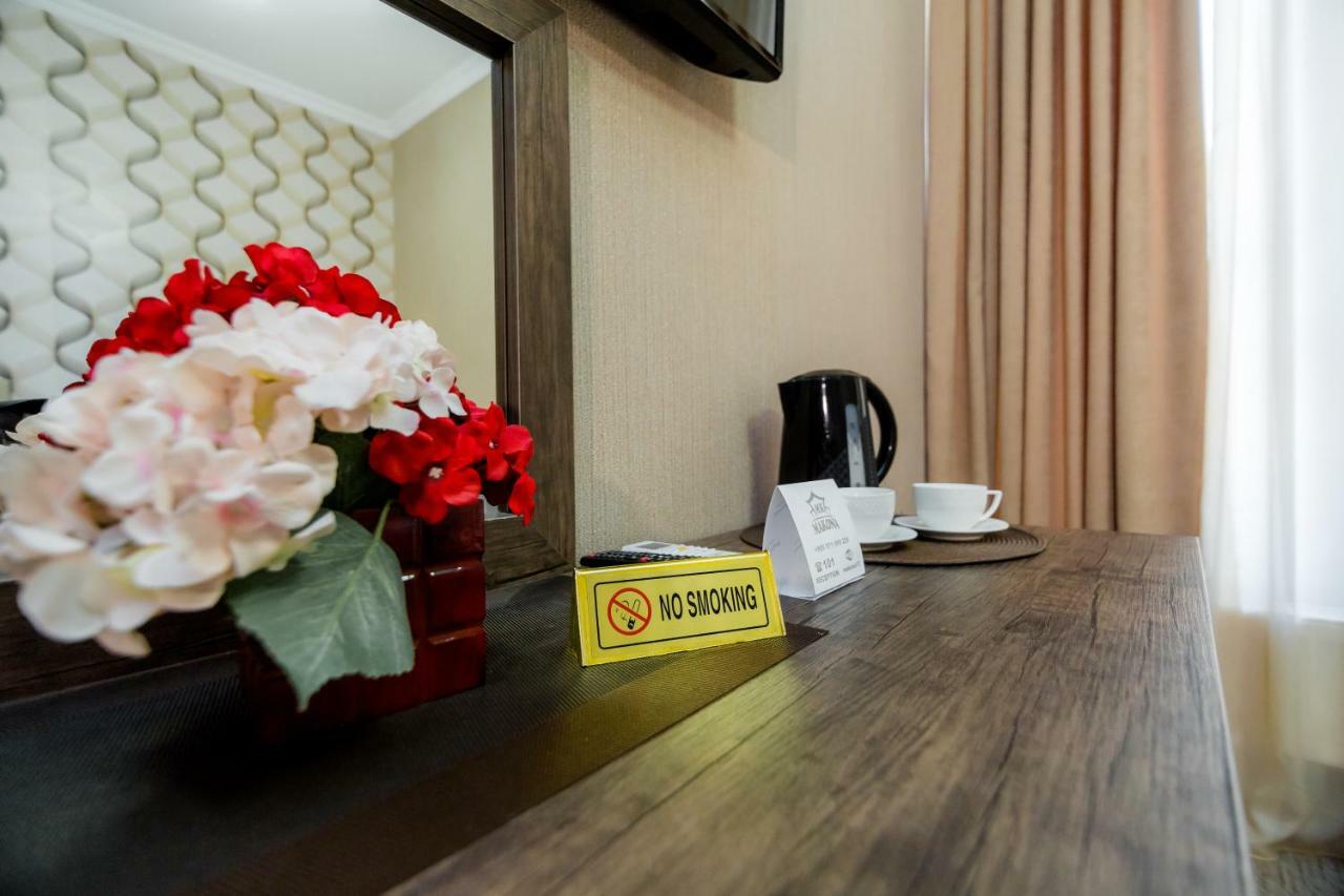Hotel Makona Тбилиси Екстериор снимка