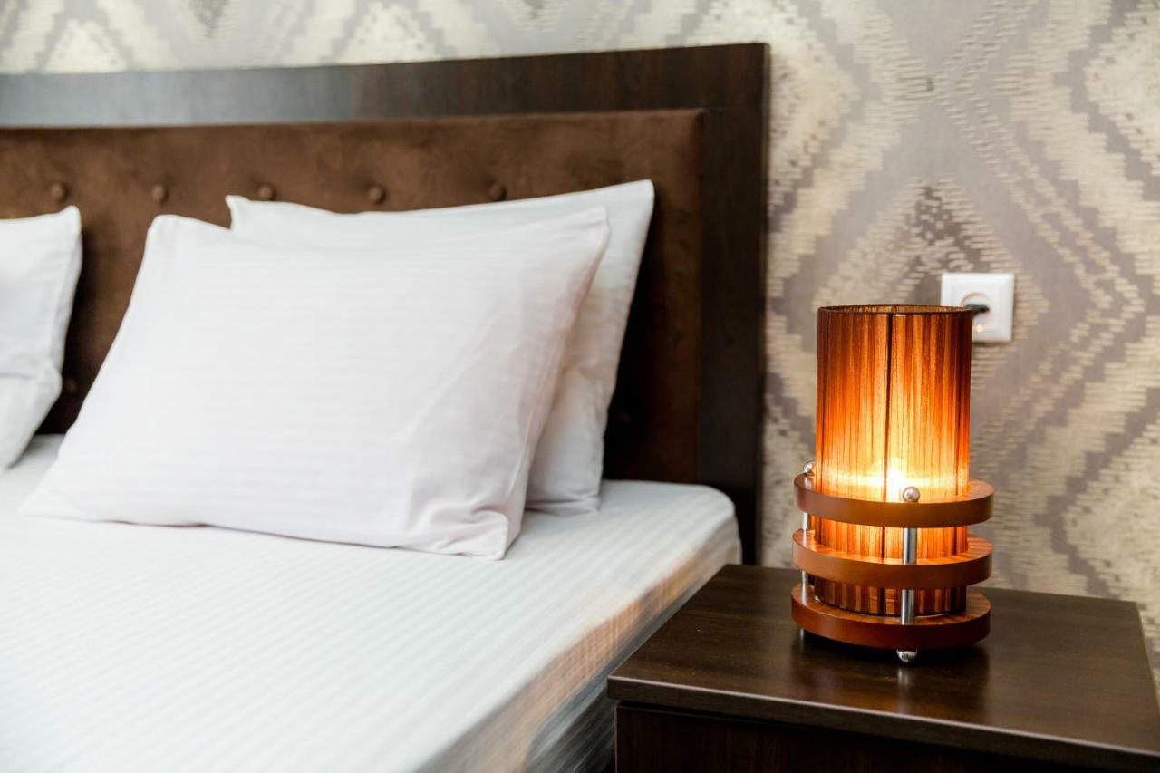 Hotel Makona Тбилиси Екстериор снимка