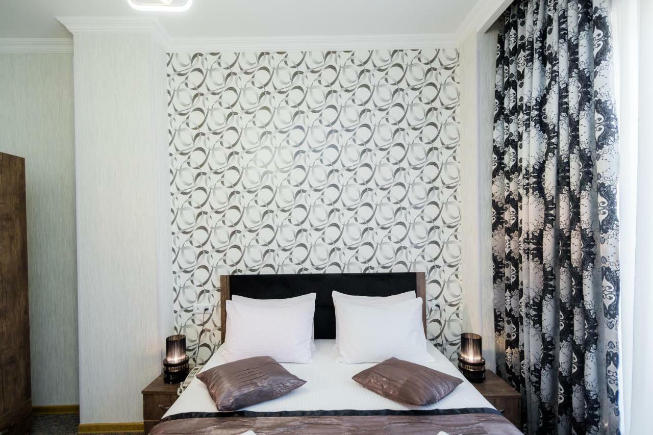 Hotel Makona Тбилиси Екстериор снимка