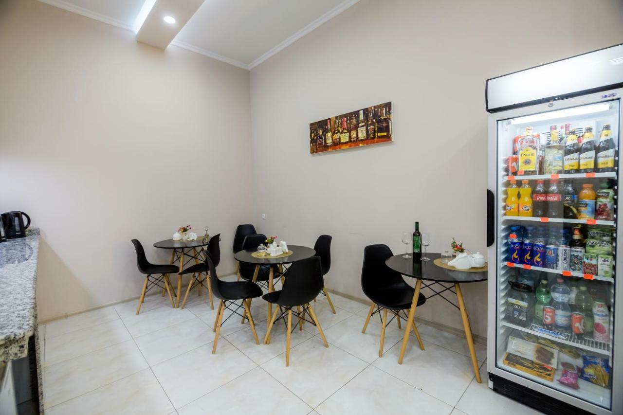 Hotel Makona Тбилиси Екстериор снимка